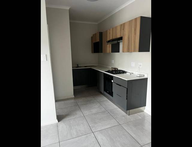 2 BEDROOM PROPERTY TO RENT IN GLEN AUSTIN